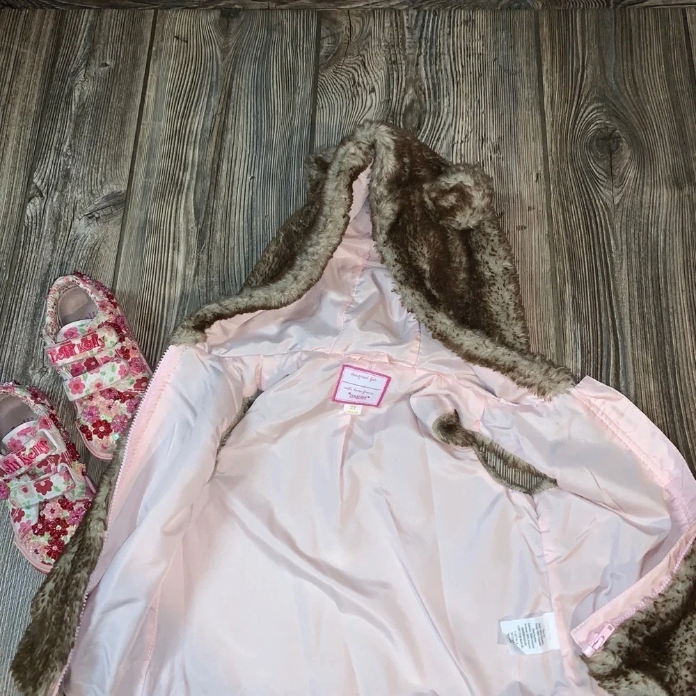 Gymboree Faux Fur Hooded Sleeveless Jacket